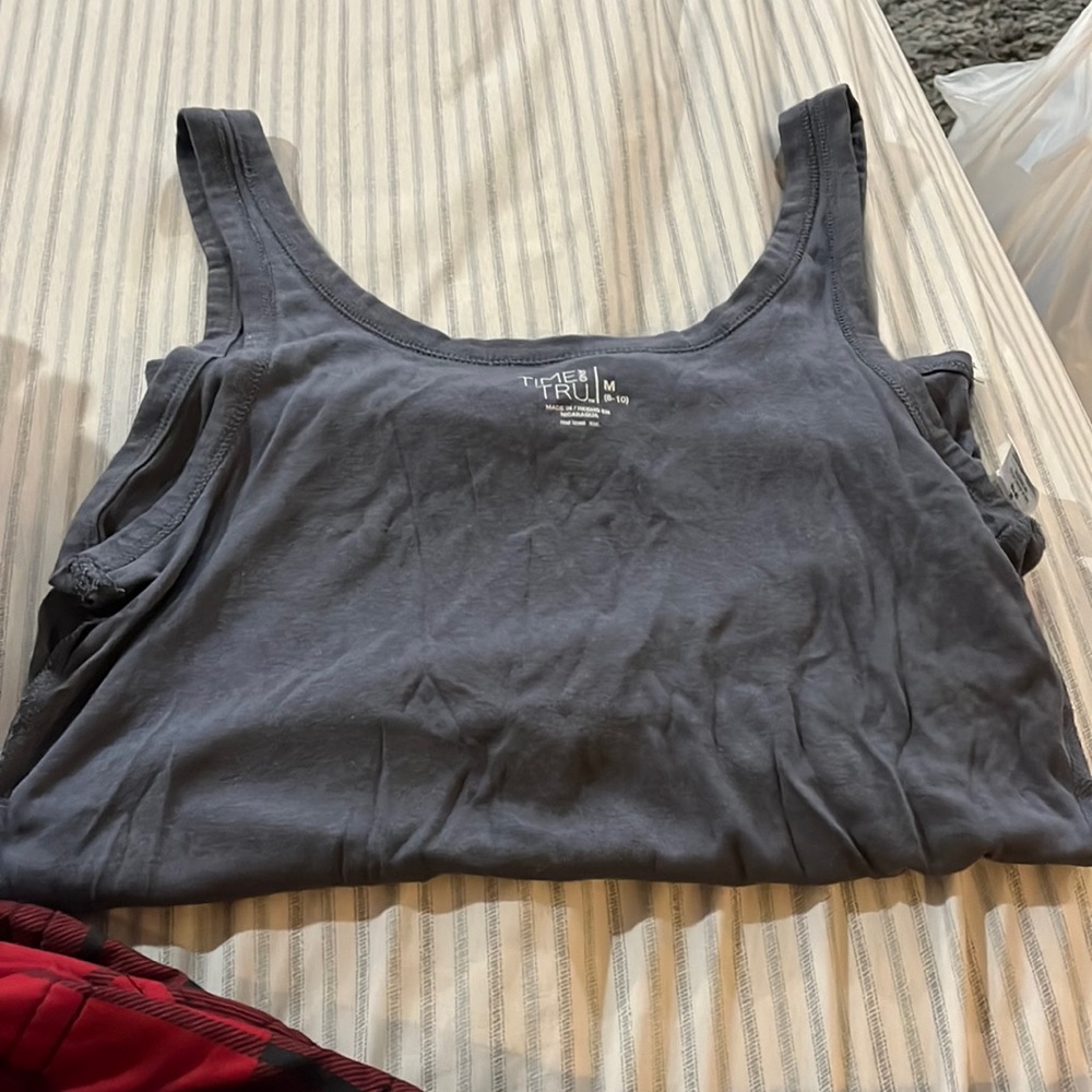 Tank top, very comfy